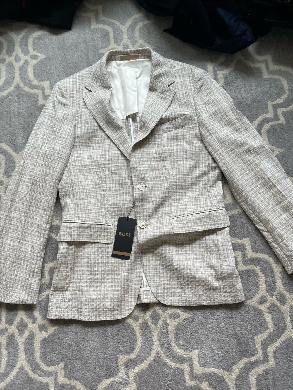 Boss Men’s Cream and Camel Colour Blazer Size 38 Regular